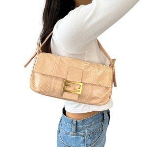 FENDI Vintage FF Logo Mamma Baguette Shoulder Bag Beige Gold Leather [102674]
